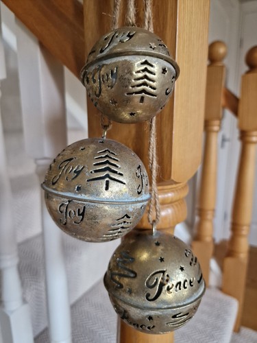 Set hanging gold - of,