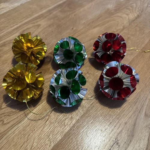 Vintage 1960s 70s foil pom - vintage,
