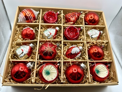 Mixed vintage red glass - 16,