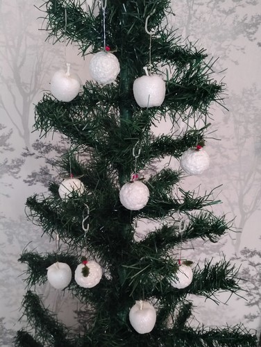 Vintage snowball and apple - snowball,