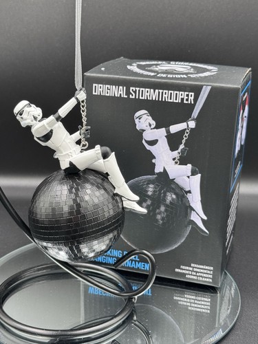 Stormtrooper wrecking ball - wrecking,