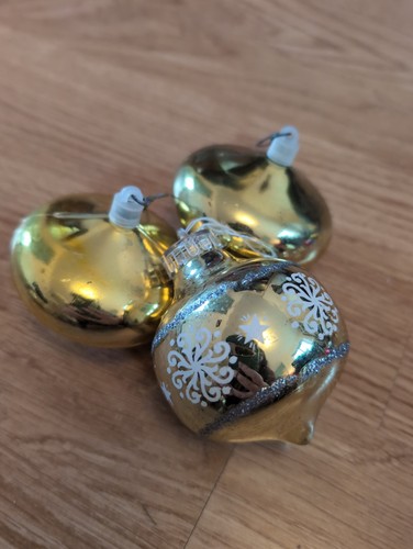 Mid century gold diamond shape - century,