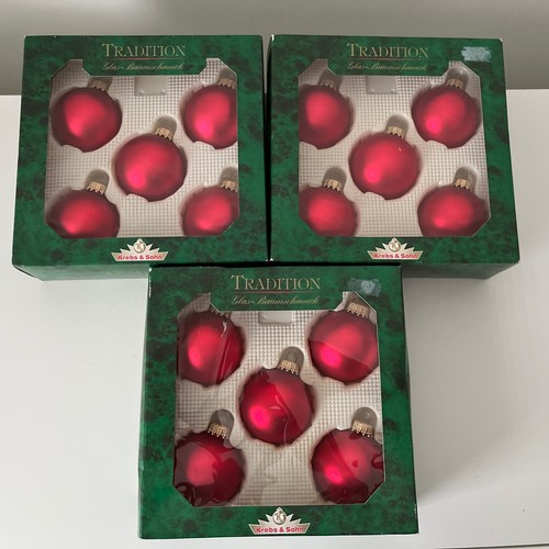 Vintage christmas tree baubles - tree,